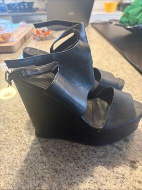 Forever 21 Black Leather-Look Wedge Sandals with Ankle Strap